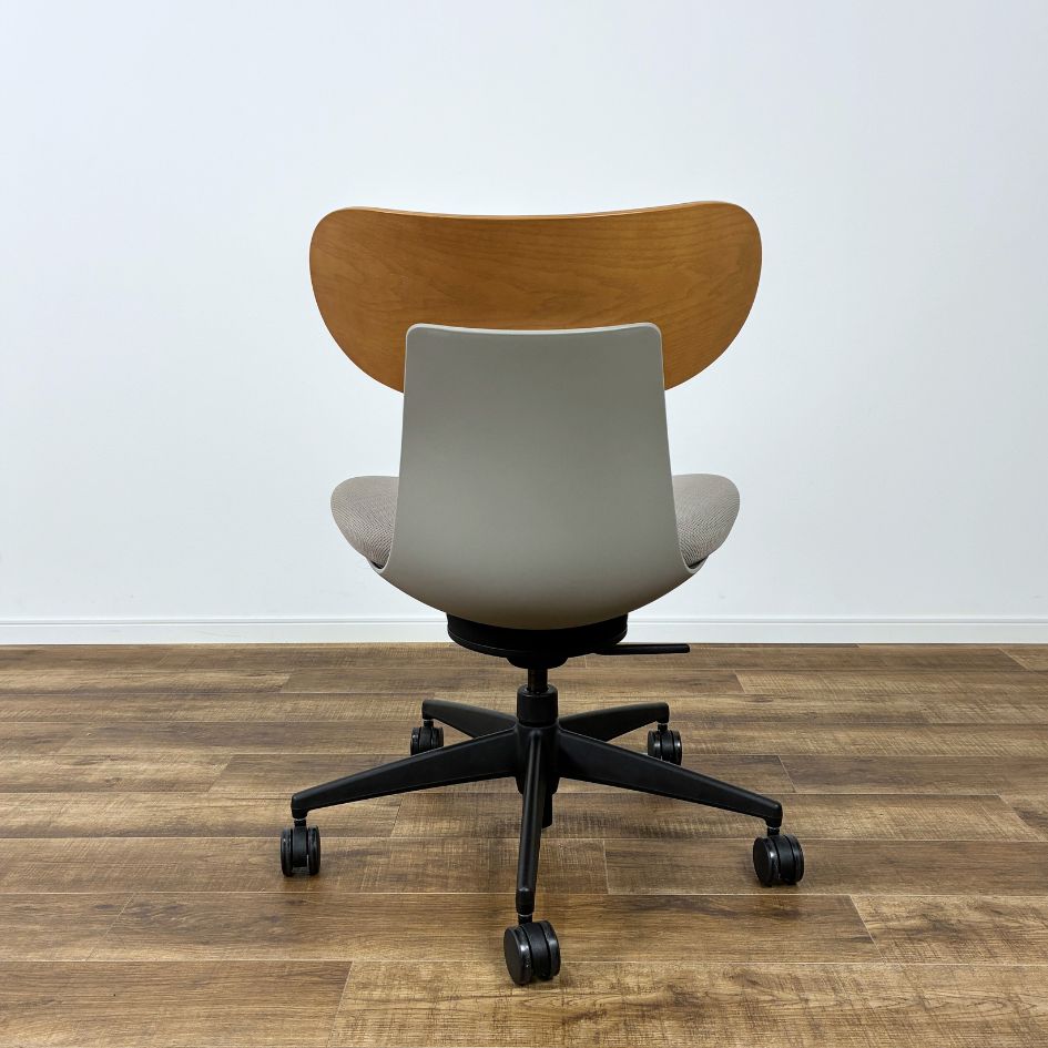 ingLIFE オフィスチェア