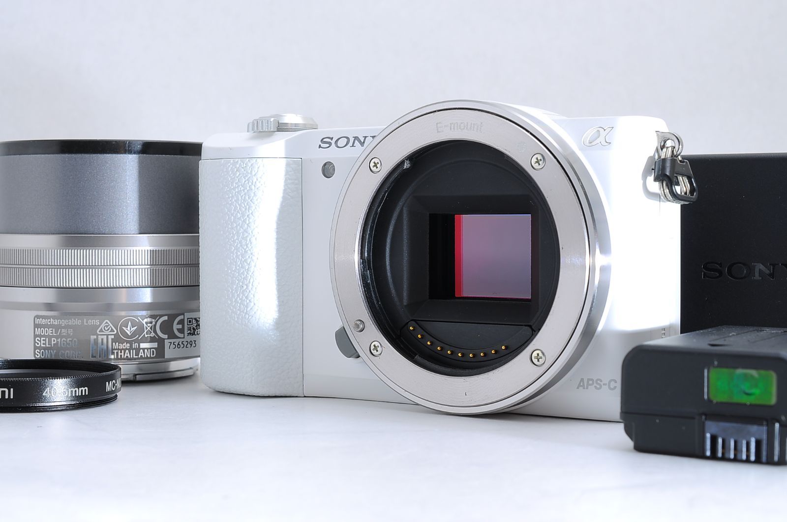 上品 SONY ソニー α5100 ミラーレス一眼カメラ ボディ 小型軽量 高画質モデル