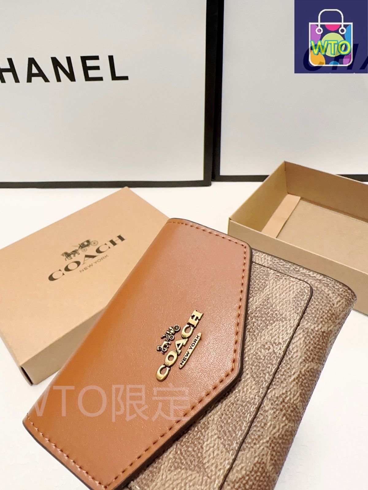 今日特価】Coach コーチ クラシック財布 原版牛皮を使用、精緻な