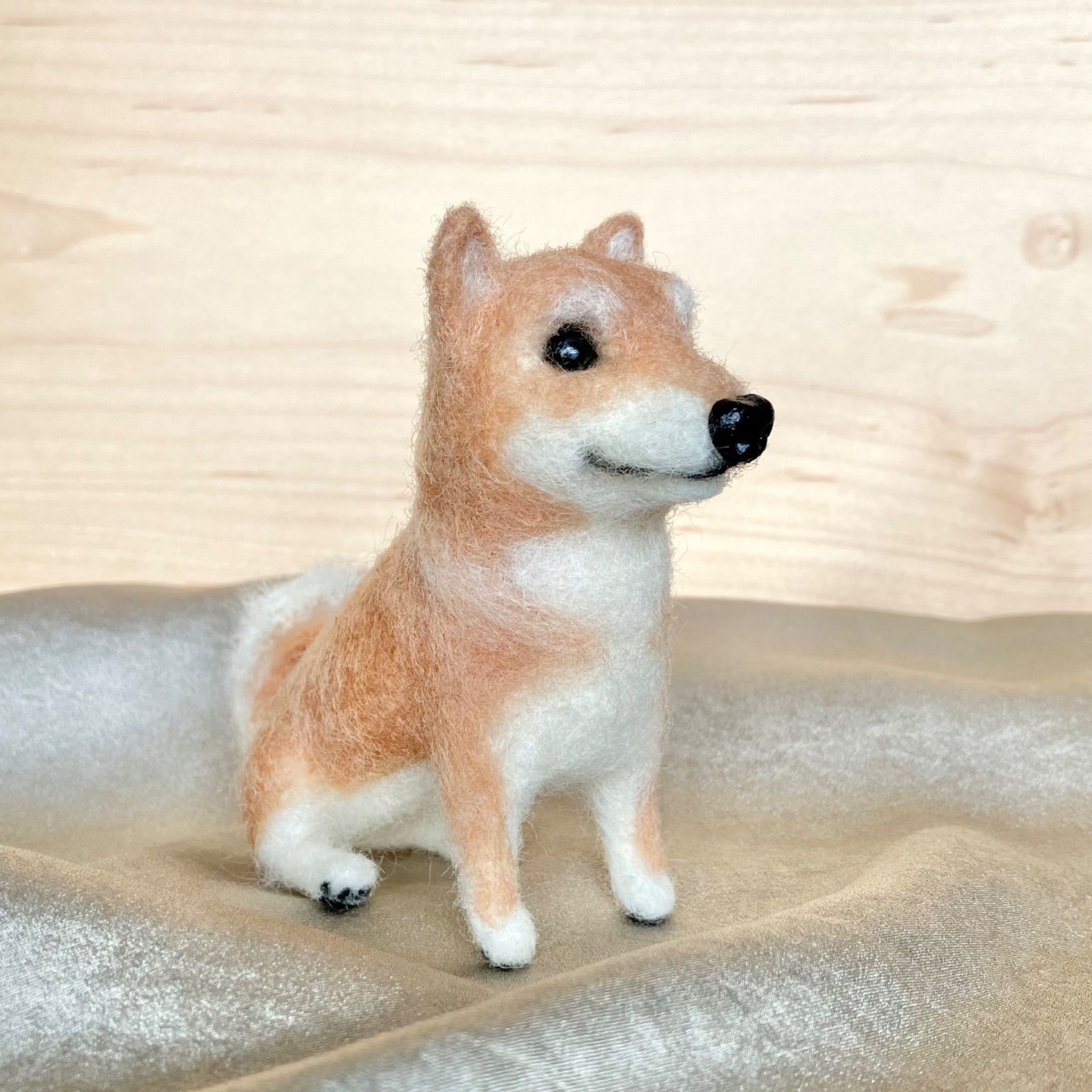 柴犬 おすわり 羊毛フェルト 犬 うちのこ - メルカリ