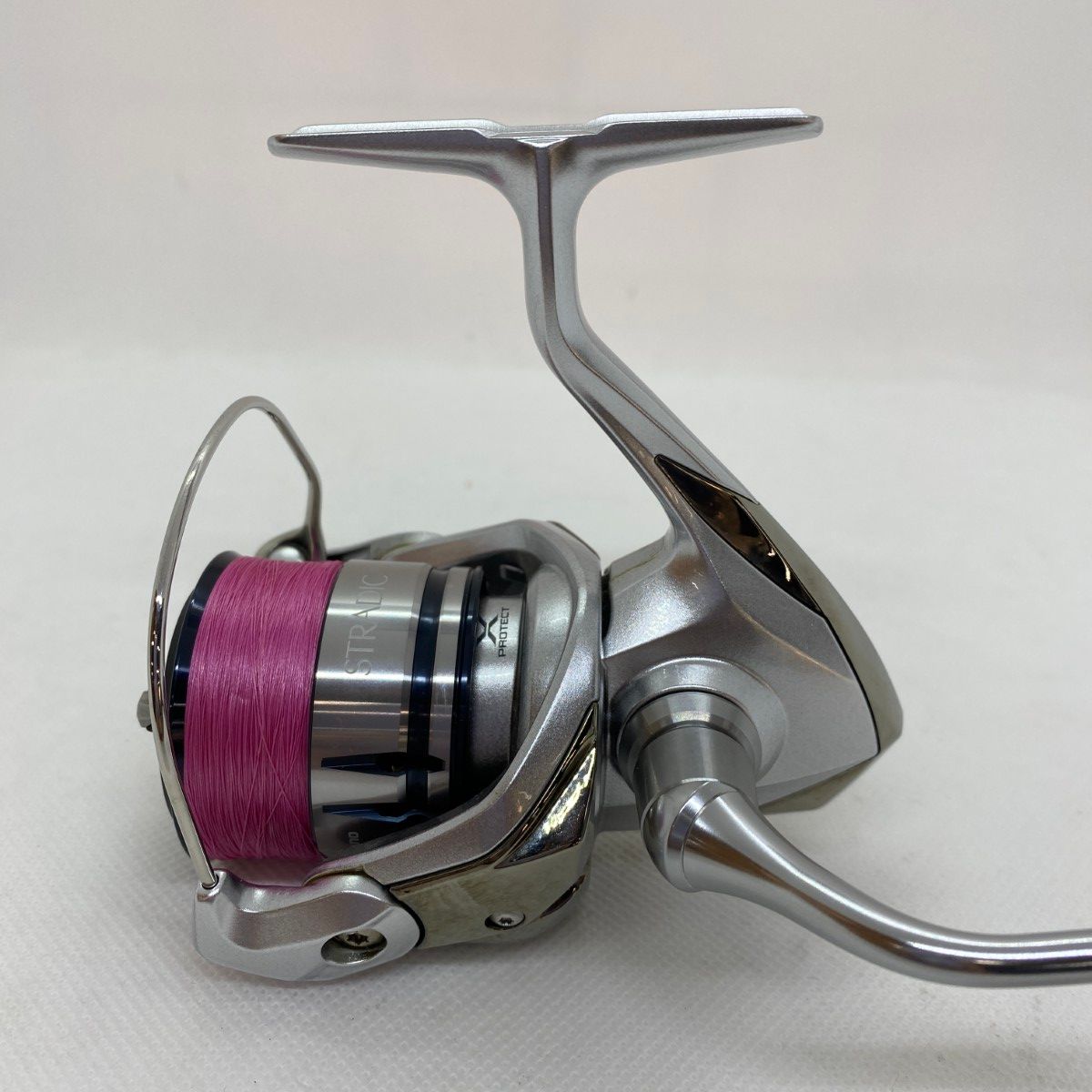 シマノ スピニングリール 19 ストラディック C2000SHG シマノ ストラディック C2000SHG (リール) 価格比較 - 価格.com