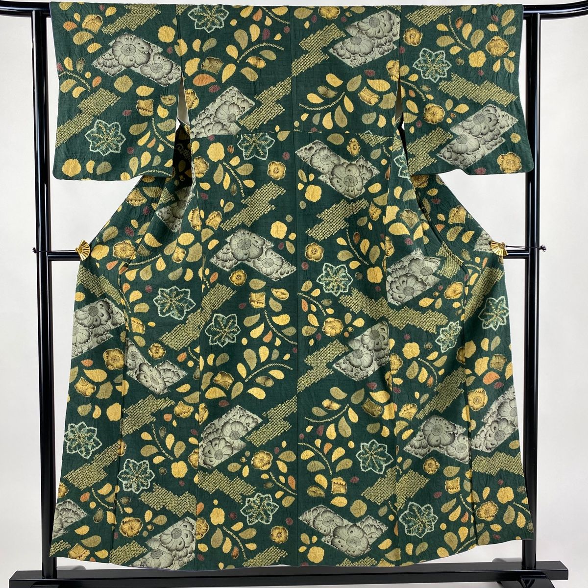 小紋 身丈153.5cm 裄丈61cm S 袷 紬地 辻が花柄 絞り 緑 正絹 美品  