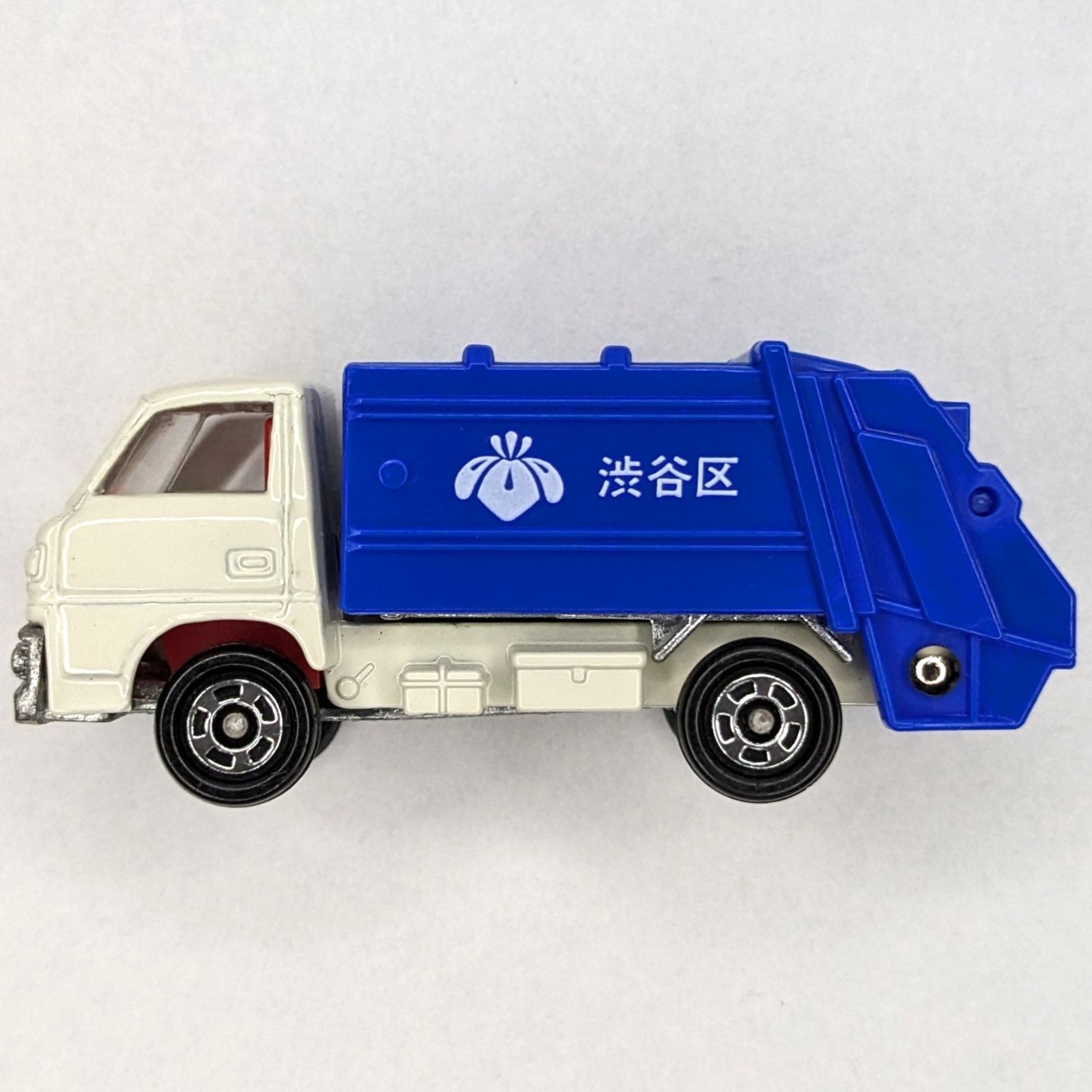 非売品】 トミカ 47 1/72 No.10 三菱 キャンター 清掃車(ゴミ収集車 