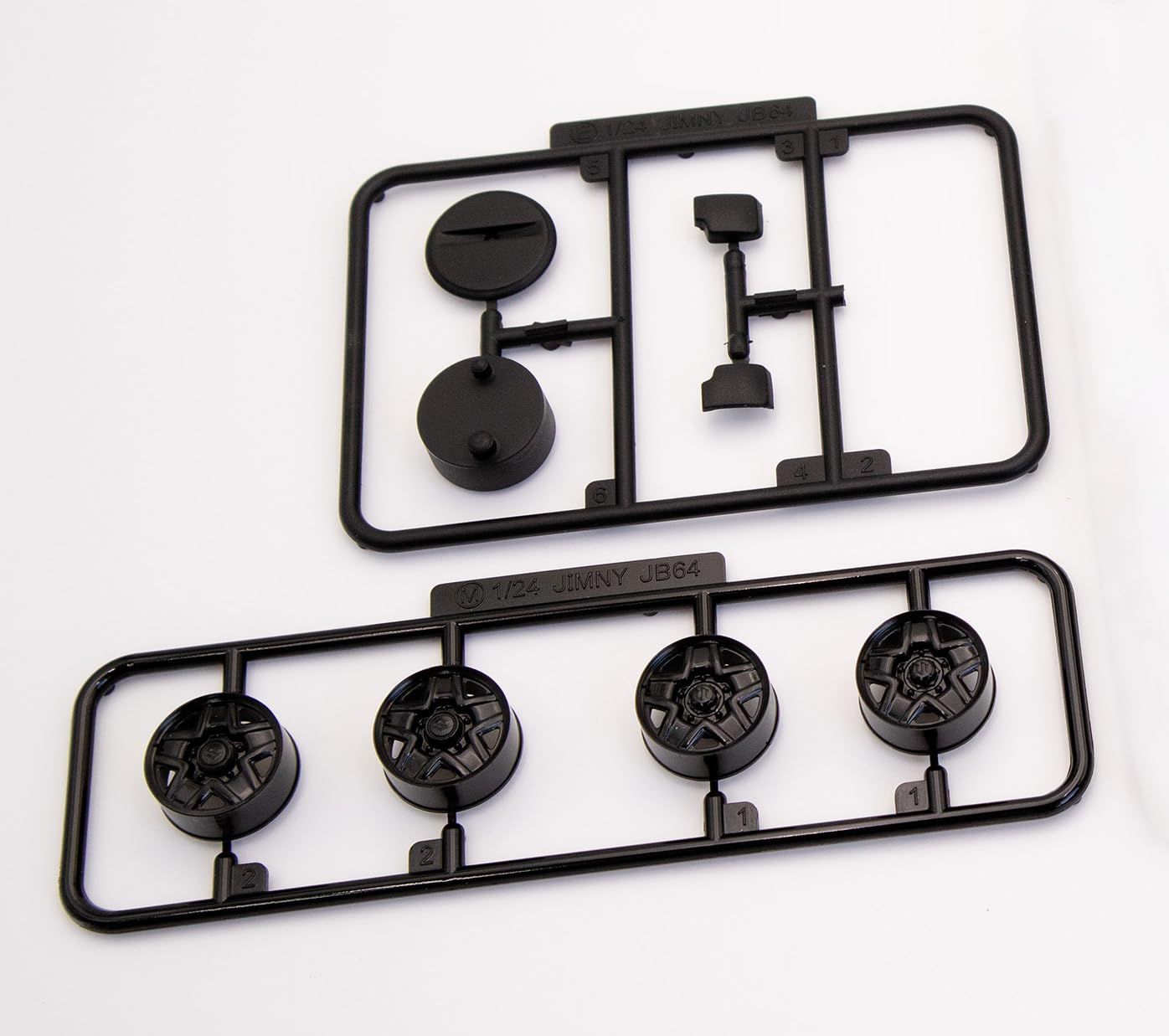 新着商品 1/24 車NEXTシリーズ No.21 スズキ ジムニーJB64(XL