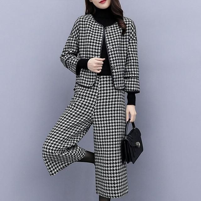 壁掛け鏡 アイアン アンティーク 鏡 アンティーク 百合の紋章 シャン