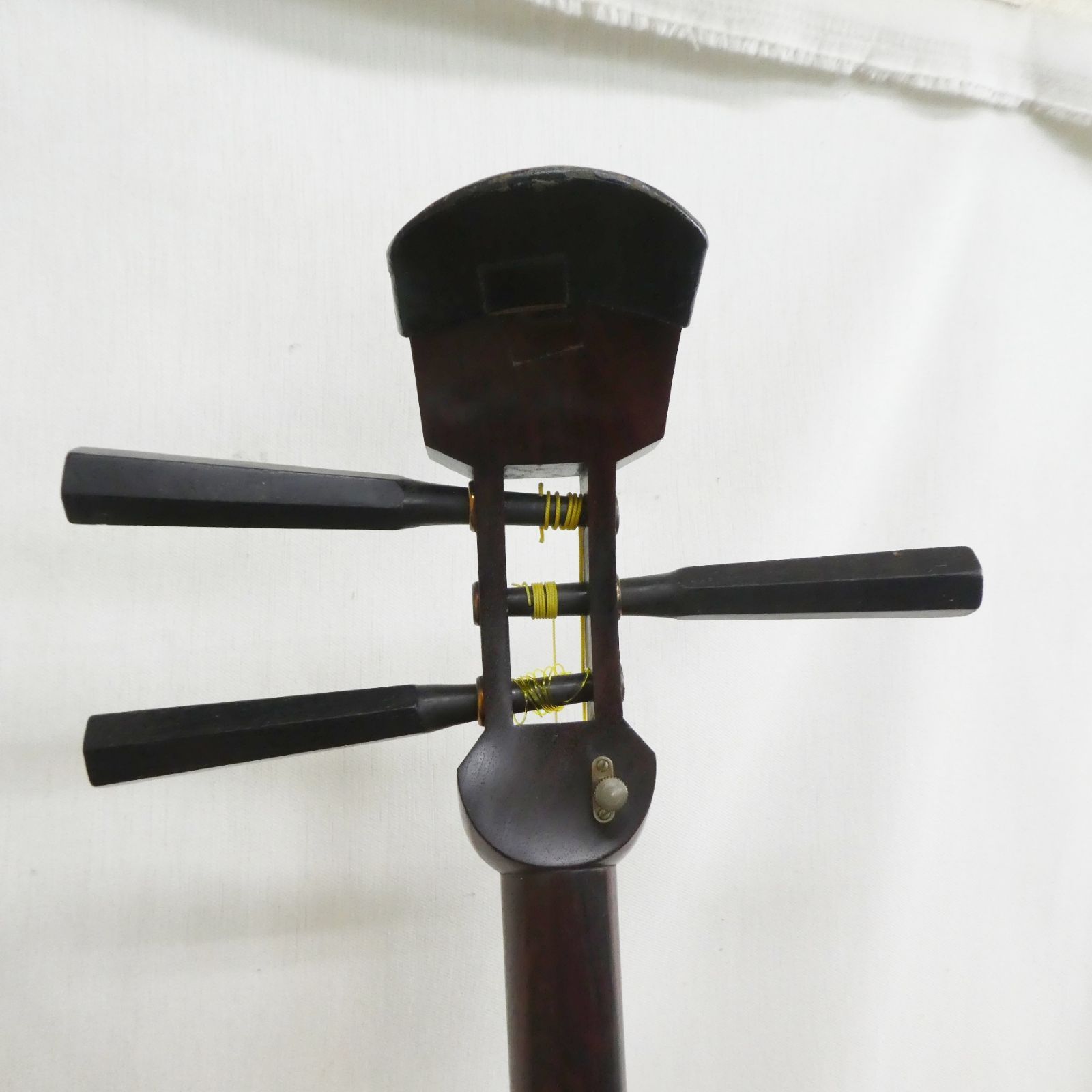 R*u様 三線棹I R107【激安】三味線 正寸 中棹 伝統楽器 中古 現状 /100 - メルカリ