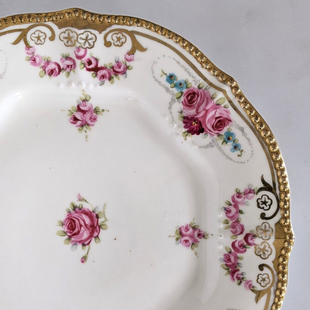 オールドノリタケ アールヌーボー様式 高級金盛上薔薇図紋６枚プレートセットその1 オールドノリタケ アールヌーボー様式 高級金盛上薔薇図紋6枚プレート