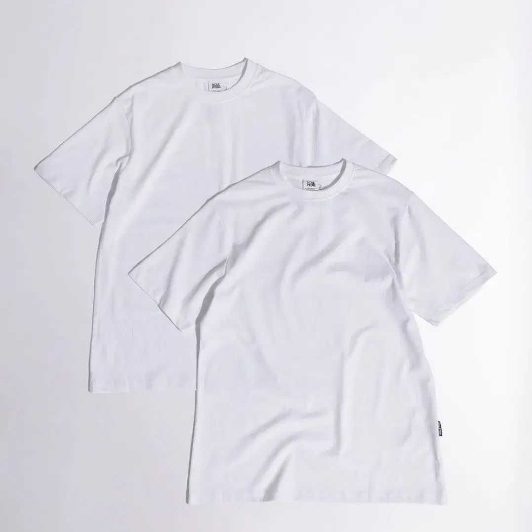 sculptor スカルプター シャツ 半袖 M SCULPTOR スカルプター 半袖Tシャツ メタリックロゴ 白 - メルカリ