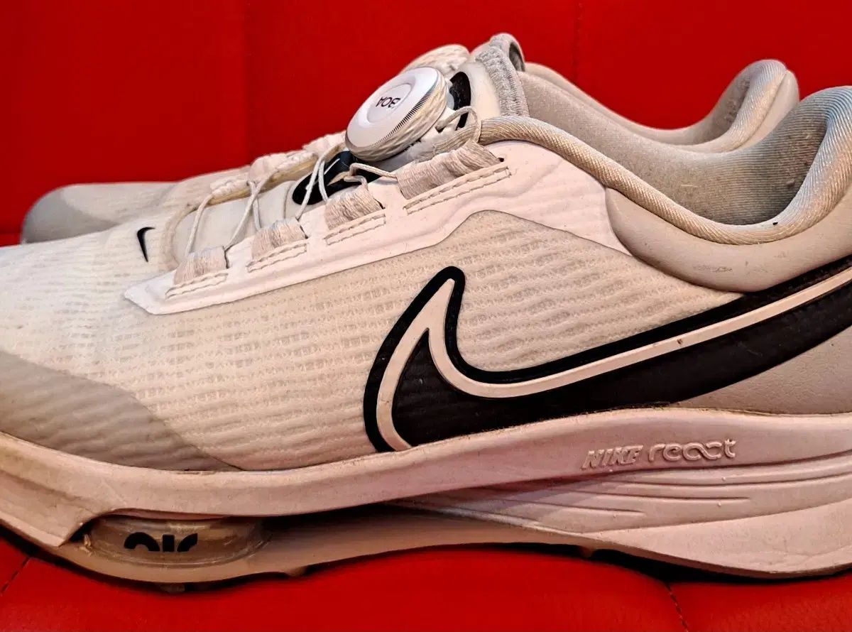 NIKE ナイキ