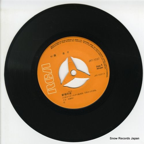藤圭子　レコード 7枚セット m20196989488_1.jpg?1715069560