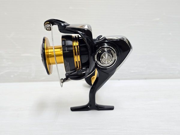 品】 ダイワ Daiwa スピニングリール 23 レガリス LT6000D-H 〇YR-19326〇