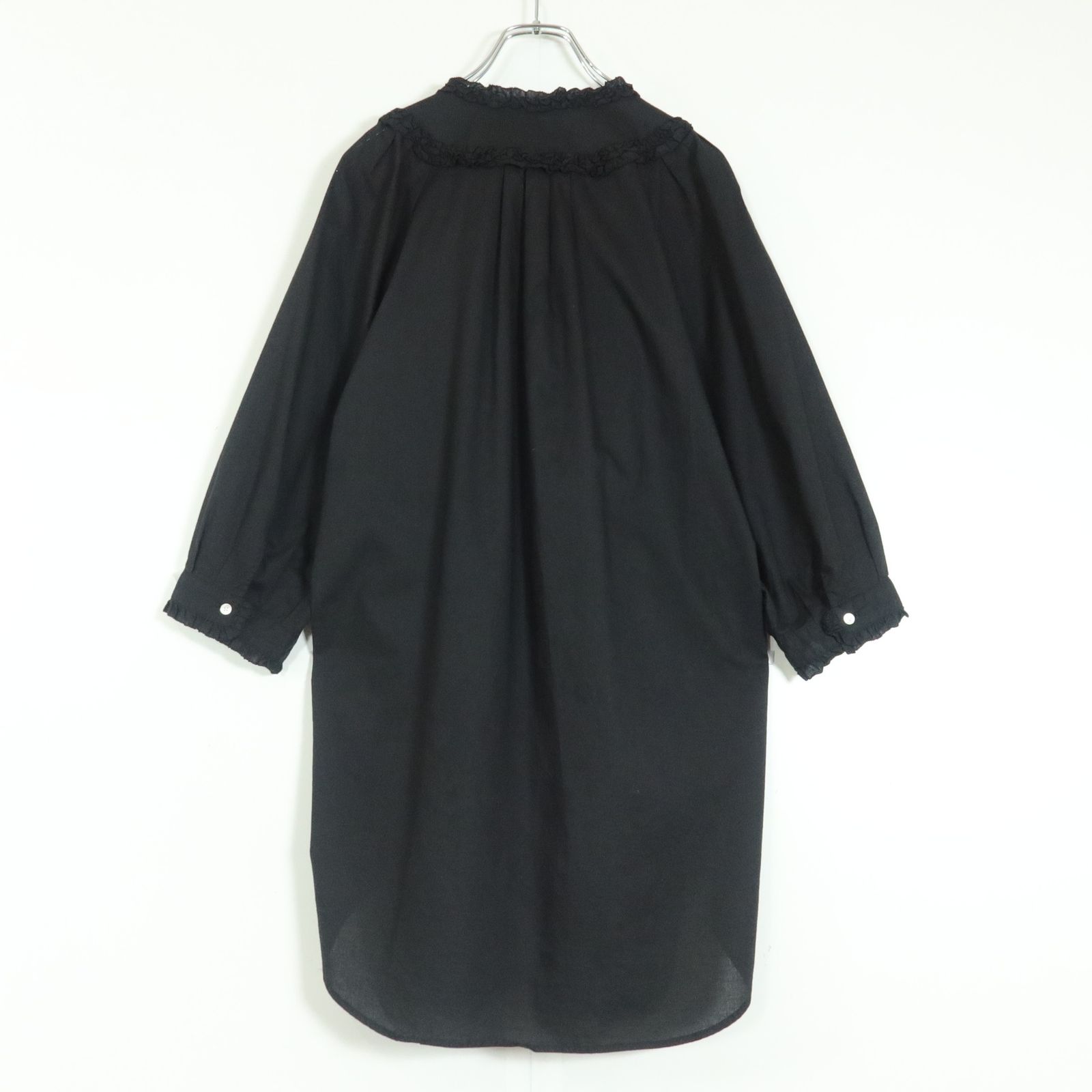 売れ筋商品|||ピンクハウス★たくし上げリボン♪タック使いブラウス 綿ローン 黒系 前開き ロゴ刺繍&フリルいっぱい♪無地 z13913 ピンクハウス☆たくし上げリボン♪タック使いブラウス 綿ローン