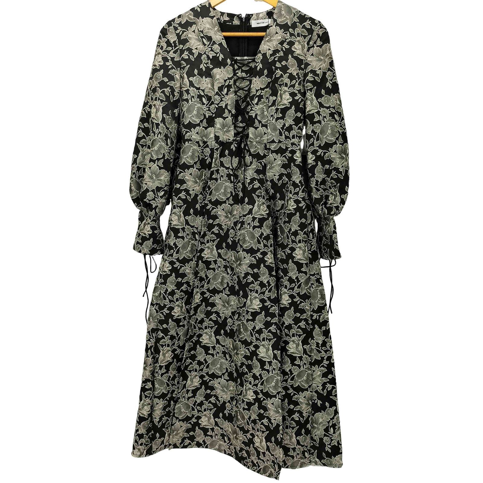 メルトザレディ Melt the lady フラワージャガードロングドレス flower jacquard long dress レディース FREE  - メルカリ