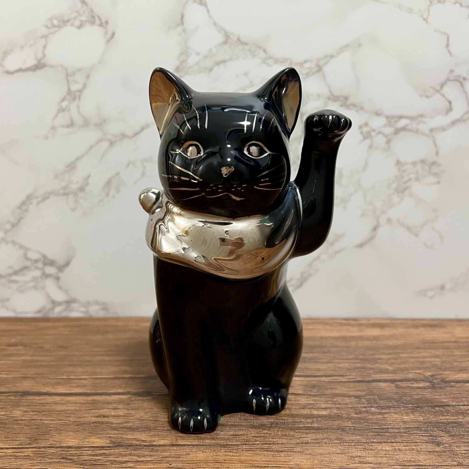 【未使用】江戸猫プラチナ左　招き猫　瀬戸焼　左　まねきねこ　置物　縁起物 瀬戸焼】招き猫 江戸猫 ブラック プラチナ 左手 縁起物 置物 千客万来