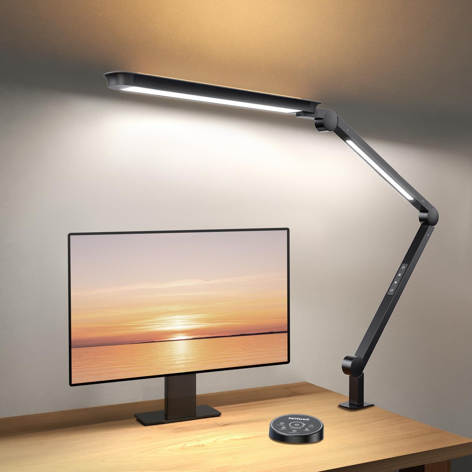 ブラックカラーの目に優しい卓上ライト