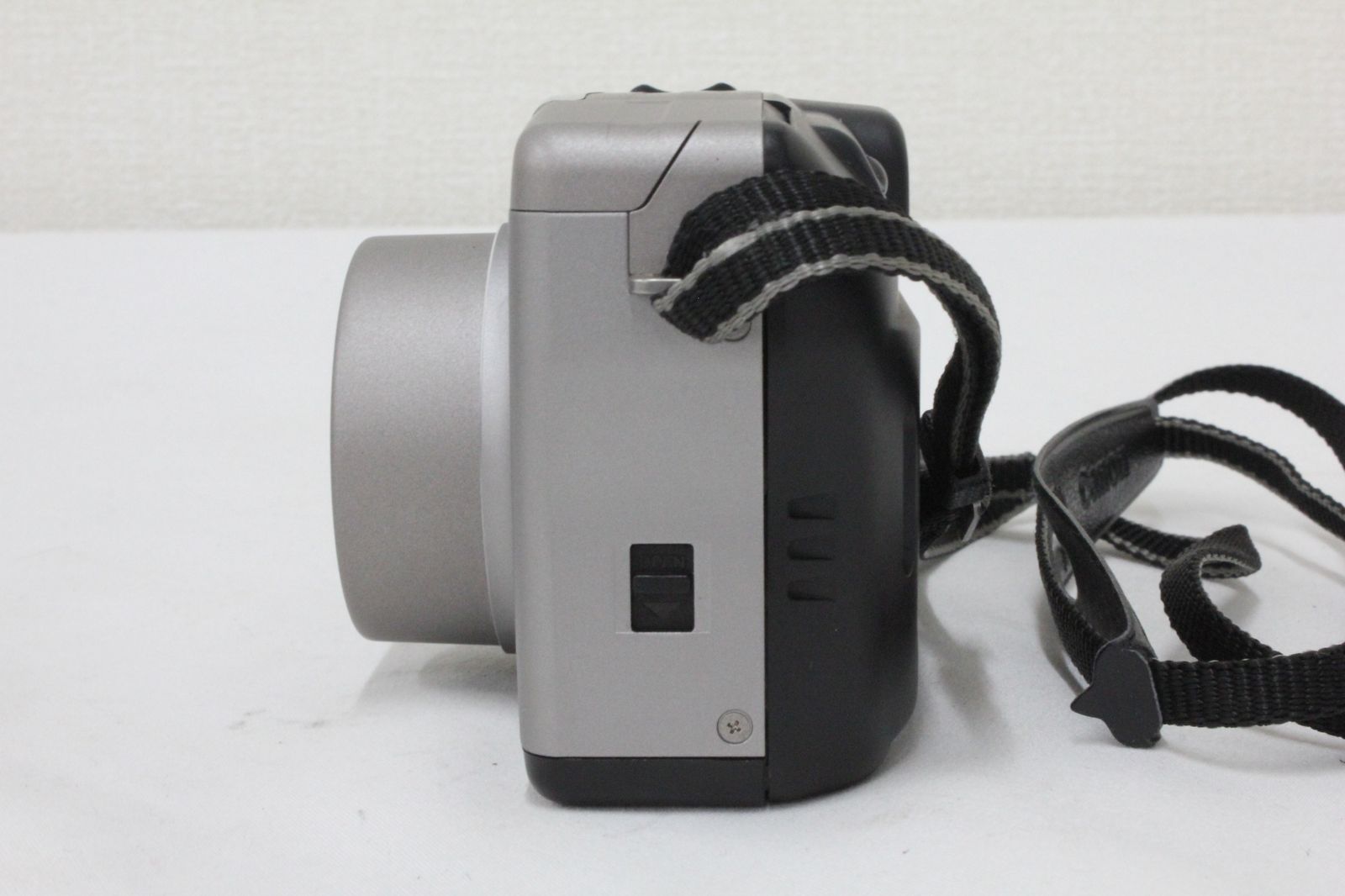 中古品】 Canonキヤノン Autoboyオートボーイ N130 フィルムカメラ