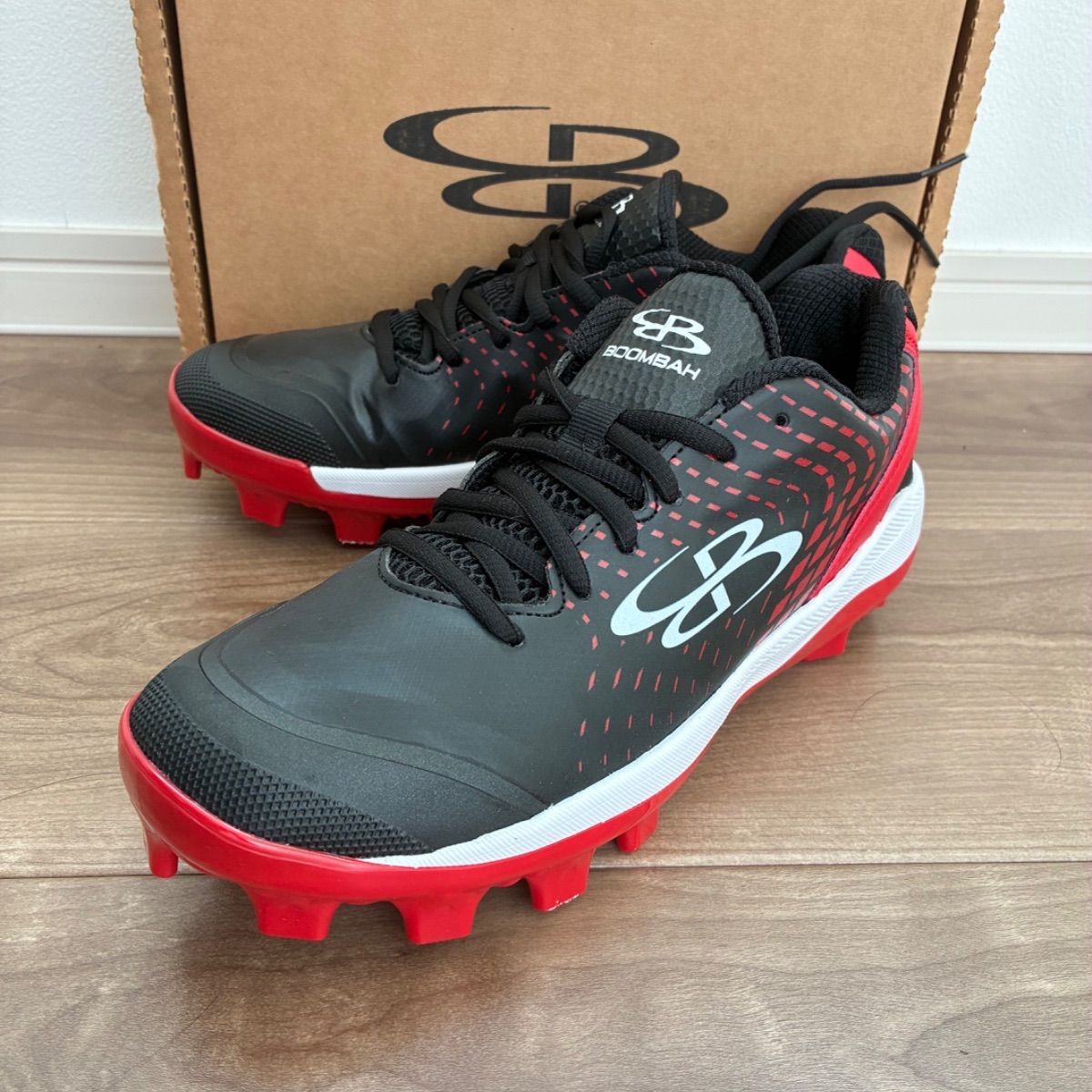 本物保証、信用第一！ 送料無料 ブーンバー Boombah メンズ野球スパイククリート 黒に赤 サイズ25cm