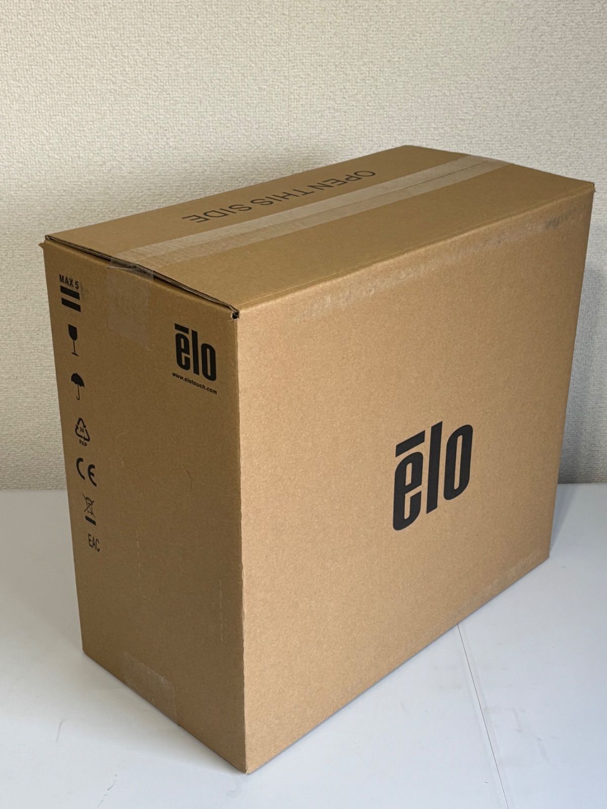 新品未使用 ELO 15.0型TFTタッチパネル USB コントローラ内蔵コンボ