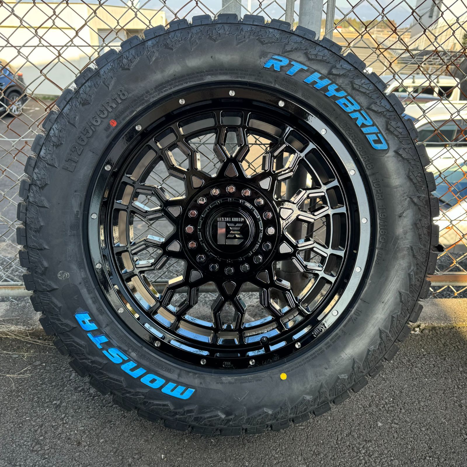 4本セット XTREME-J XJ04 20x8.5J 6/139.7 +48 SBK MONSTA モンスタ RTハイブリッド R/T 275/55R20 WL ランドクルーザー300系 ランクル