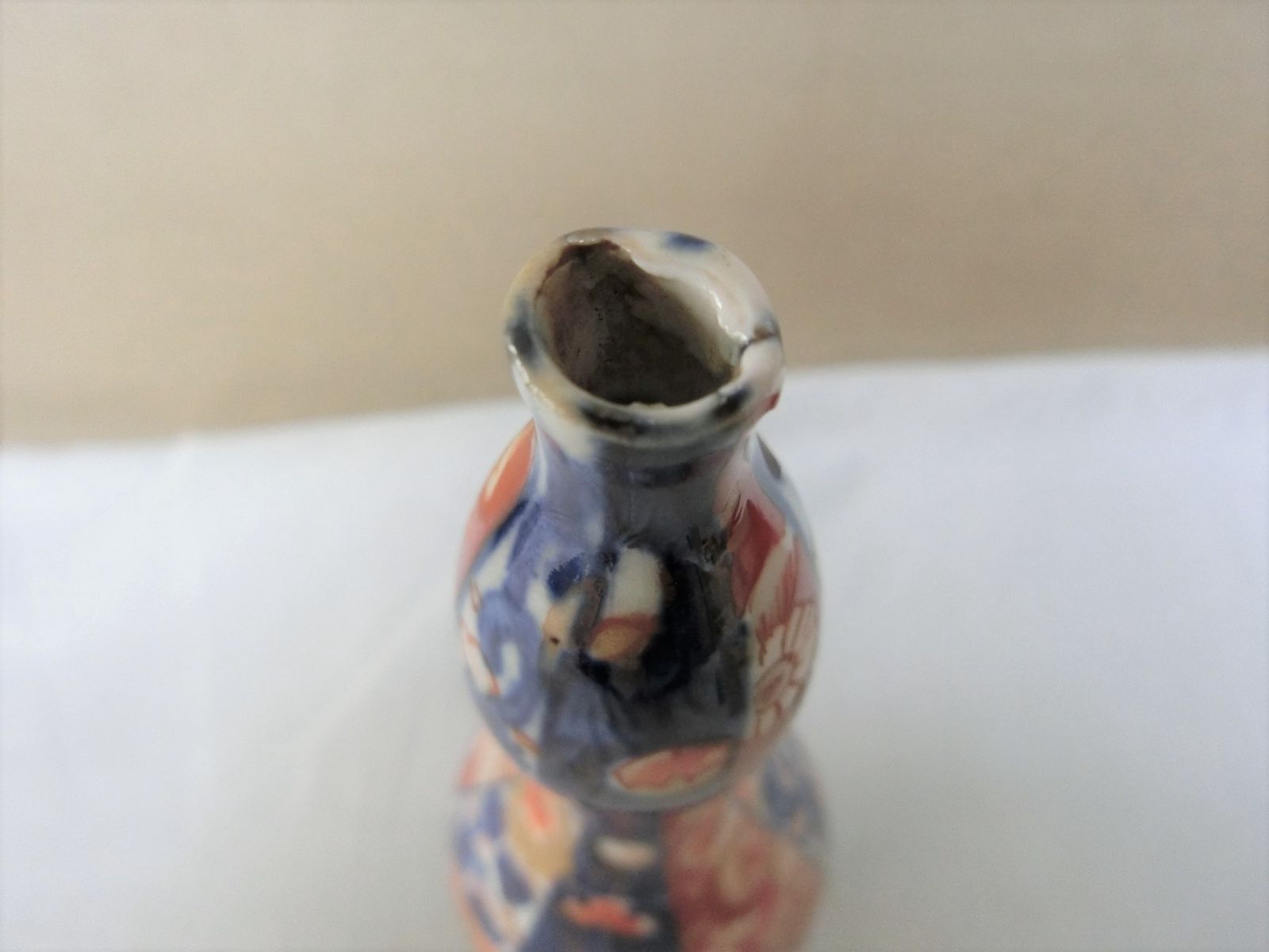 希少！伊万里 細長瓢箪徳利 色絵 鑑賞陶磁器 花紋分割文 コレクション