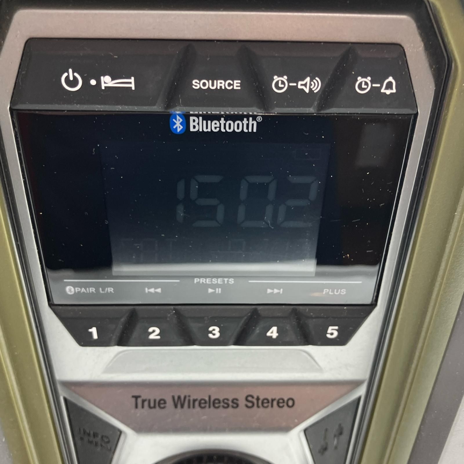 バッテリー式ラジオ