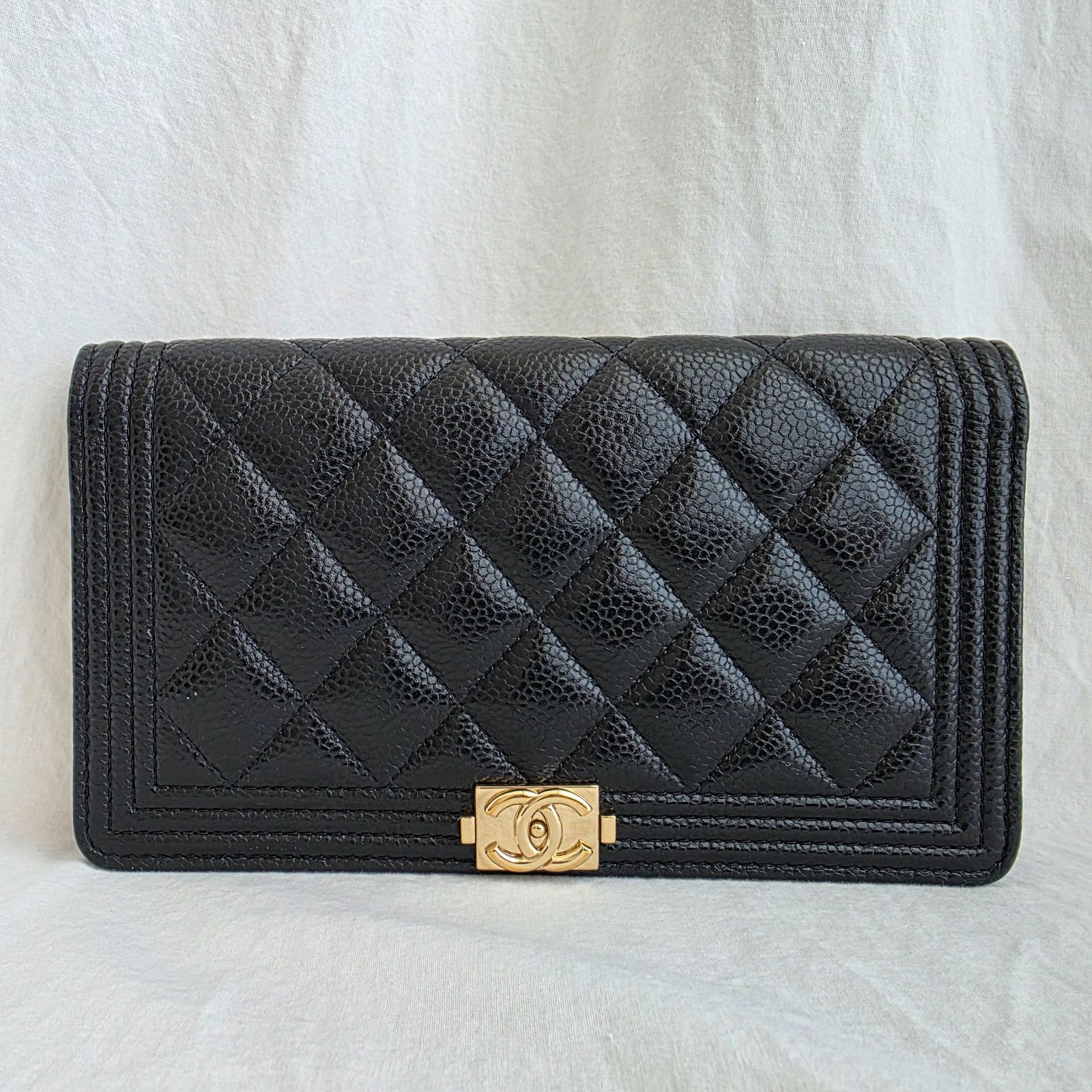 CHANEL シャネル ボーイシャネル 長財布 キャビアスキン ブラック 二 