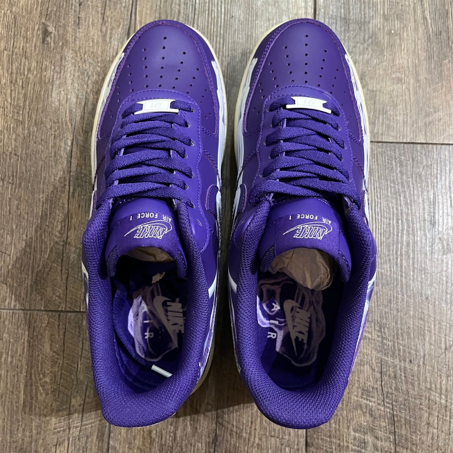 新品 NIKE AIR FORCE 1 