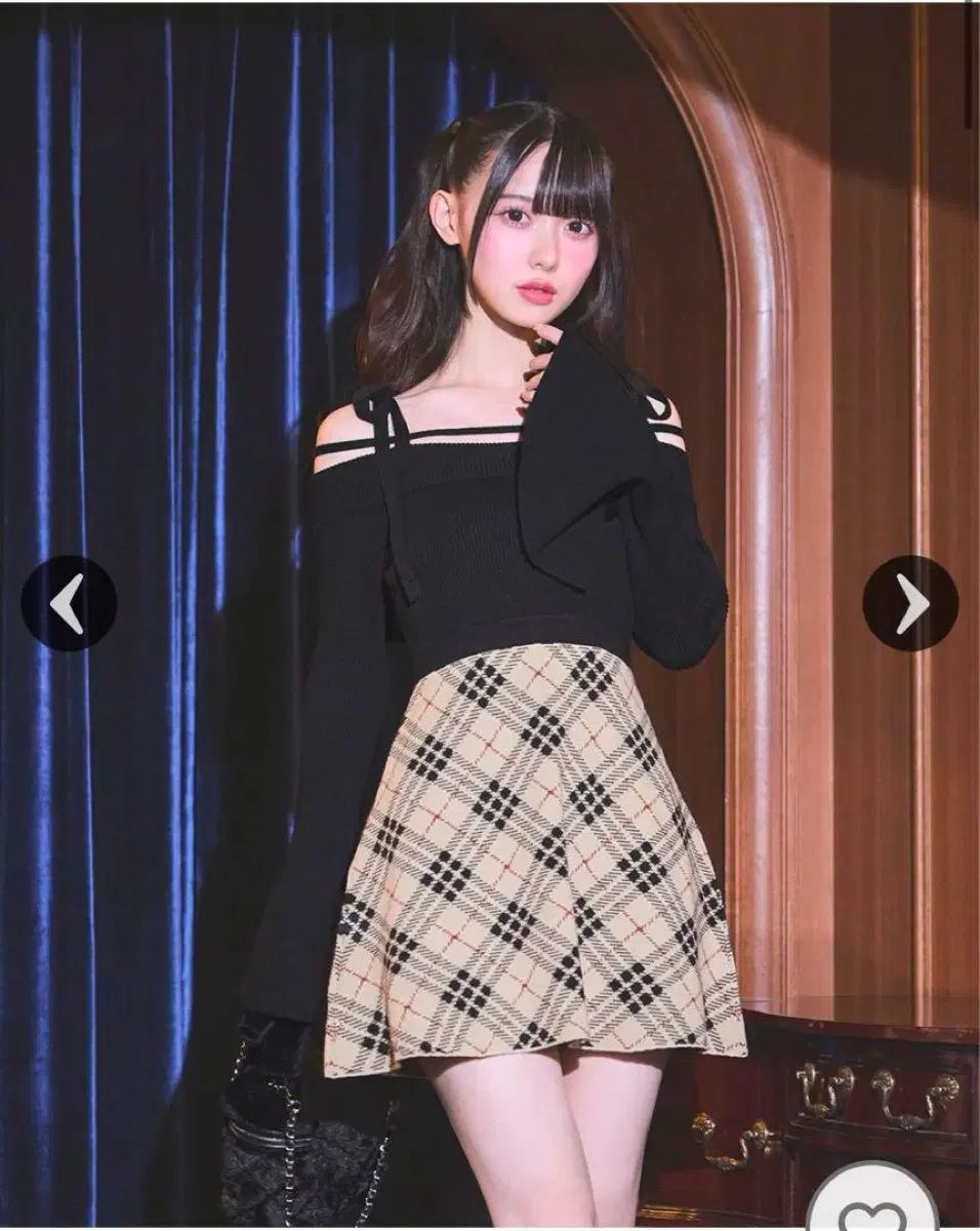 ジャンプ 365日 ステッカー アラレちゃん トレーディングカード 年8月