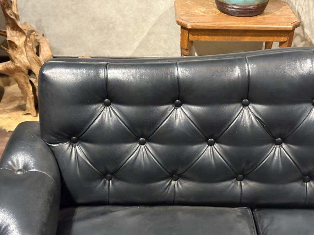 karimoku カリモク　3人掛けソファ　3Pソファ　ボタンダウン　本革　IZ karimoku カリモク 3人掛けソファ 3Pソファ ボタンダウン 本革 IZ