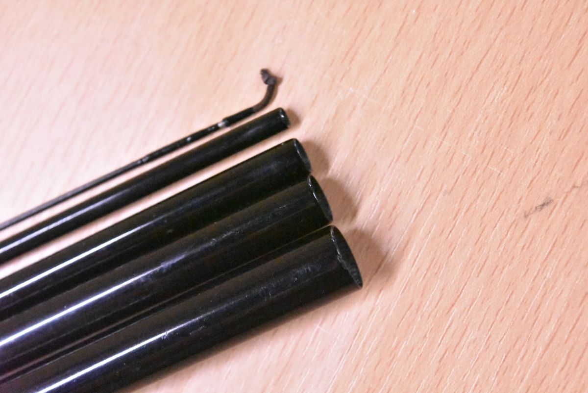 多彩な品揃え。 シマノ 朱紋峰 飛造り 十七 SHIMANO 17尺 5本継 和竿 ヘラブナ竿 へらぶな竿 ヘラ竿 4本継 ヘラブナ釣り へらぶな釣り 等に アイテム入荷！