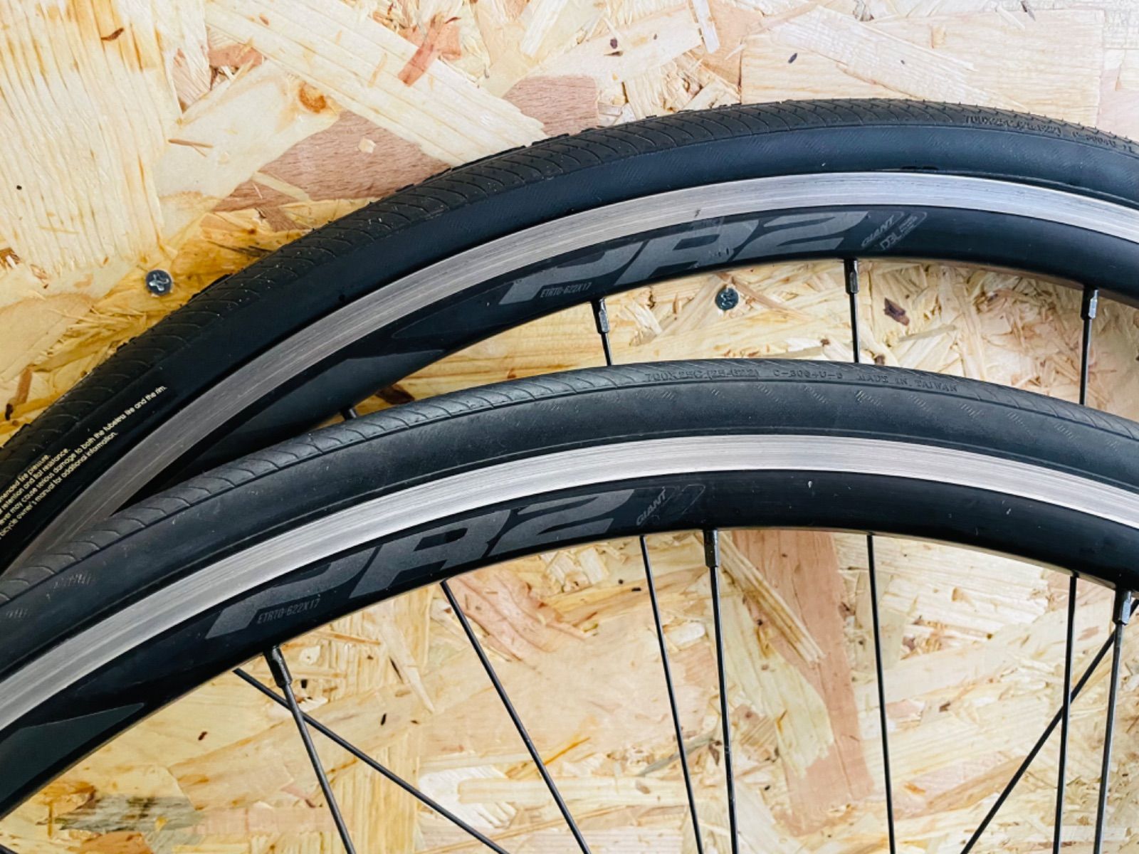 商品割引GIANT PR2 TUBELESS READY ホイール前後セット 27インチ、700C