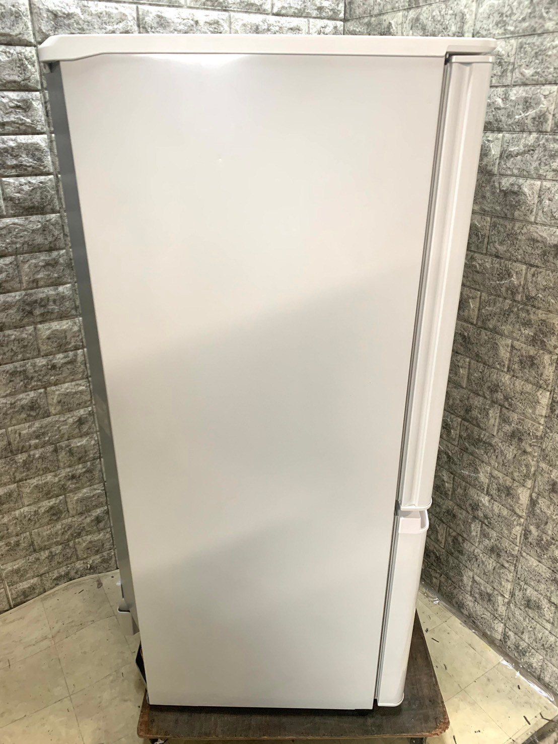 大阪送料無料☆3か月保障付き☆冷蔵庫☆2022年☆三菱☆MR-P15E2H-W☆R-579