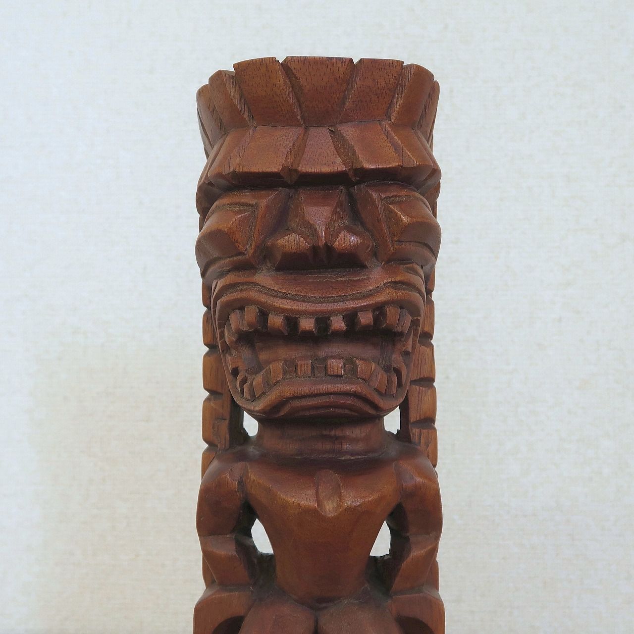 ティキの木彫りの置物 ティキ カナロア TIKI KANALOA 30cm 木製