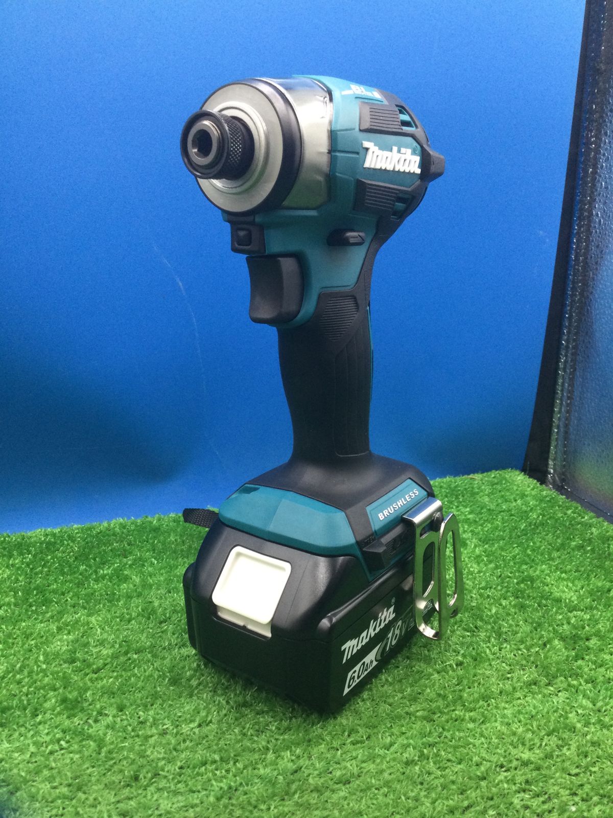 ☆[充電器なし]Makita/マキタ 18v充電式インパクトドライバ TD173DX[青/Blue] [ITP8JPTD6ZTA] - メルカリ