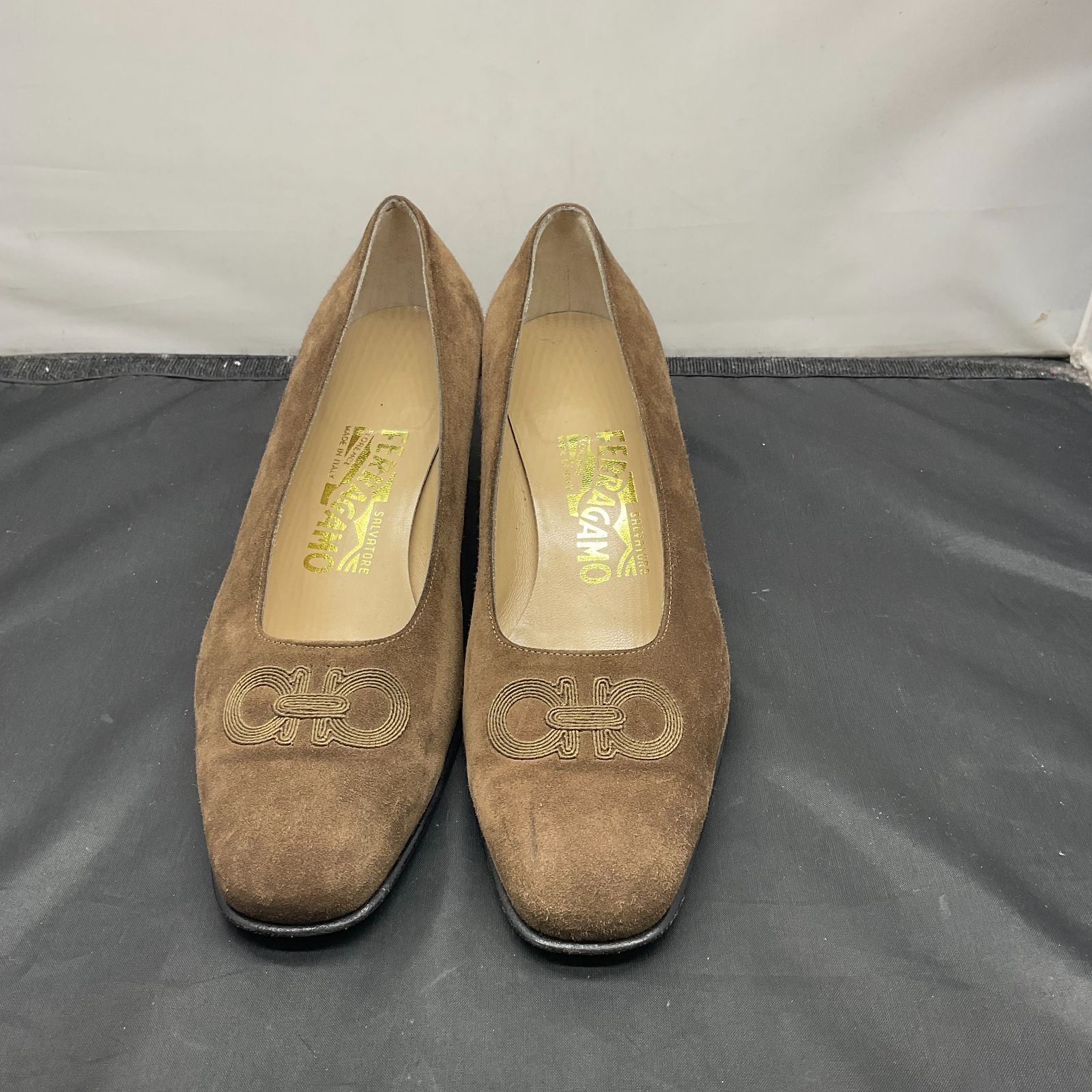 サルバトーレフェラガモ　varaパンプス　6 C S.Ferragamo VARA | ブラウン ヴァラパンプス サイズ6