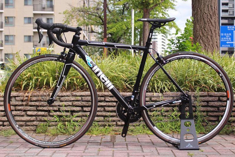 値下げ　チネリ　エクスペリエンス　R7000 105 ホイール、ペダル無し 値下げ チネリ エクスペリエンス R7000 105 ホイール、ペダル