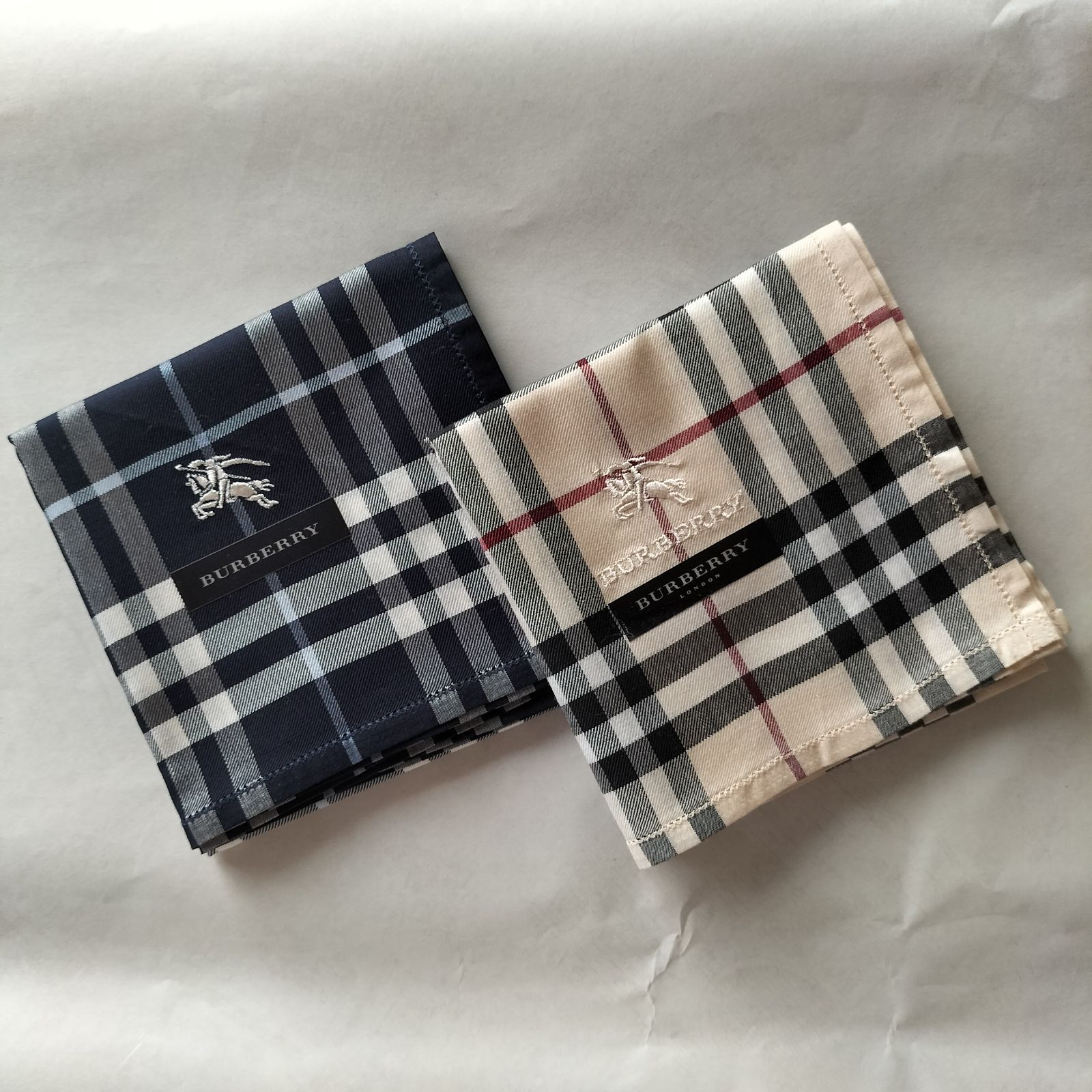 送料無料 店舗 ハンカチバーバリー 王道の BURBERRYメンズハンカチセット 小物