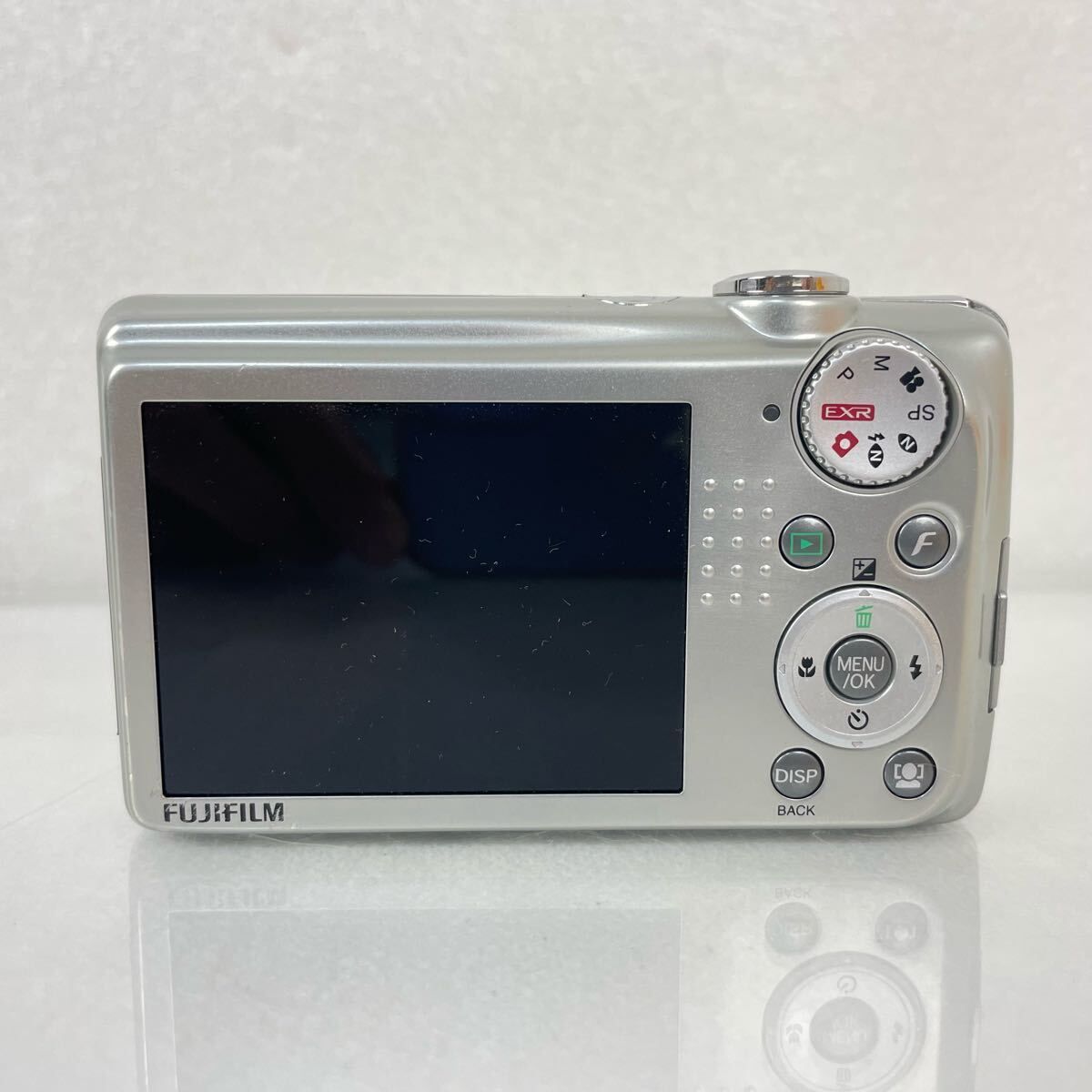 FUJIFILM FINEPIX F70 EXR シルバー Amazon.co.jp: FUJIFILM FinePix F70 EXR Digital Camera Silver