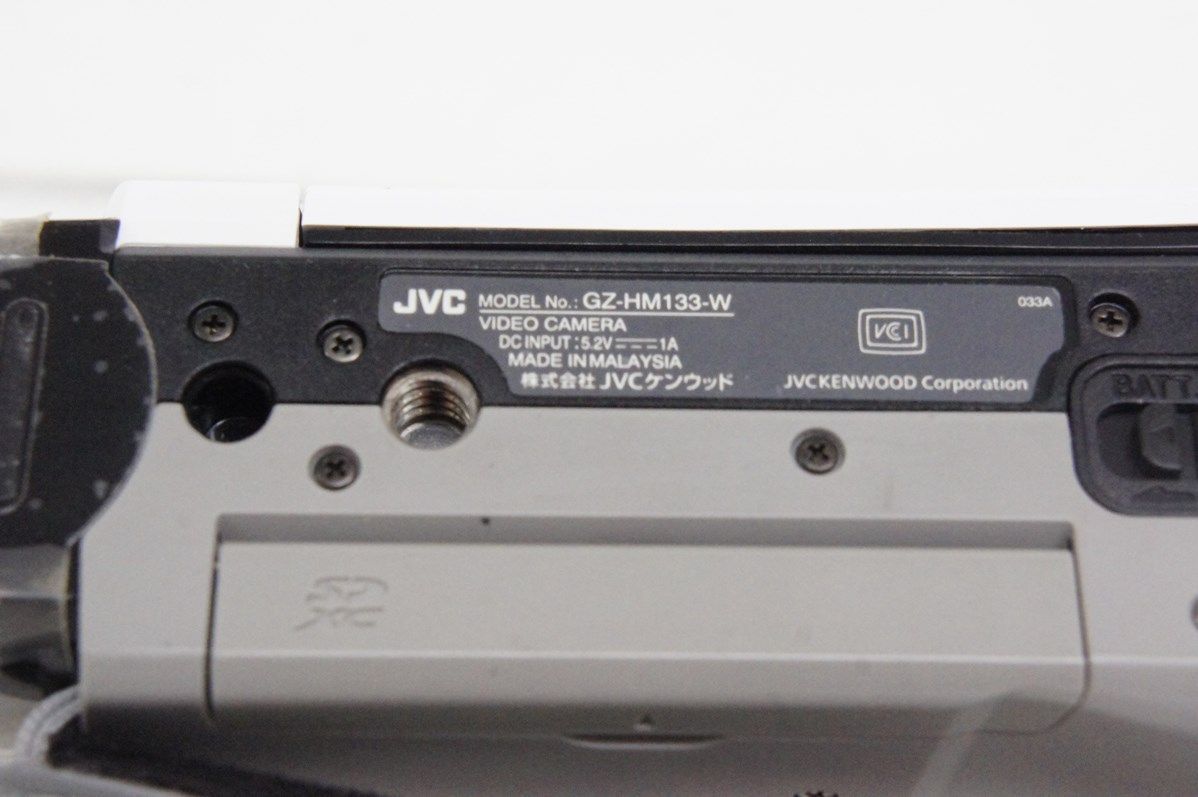 デジタルビデオカメラ GZ-HM133