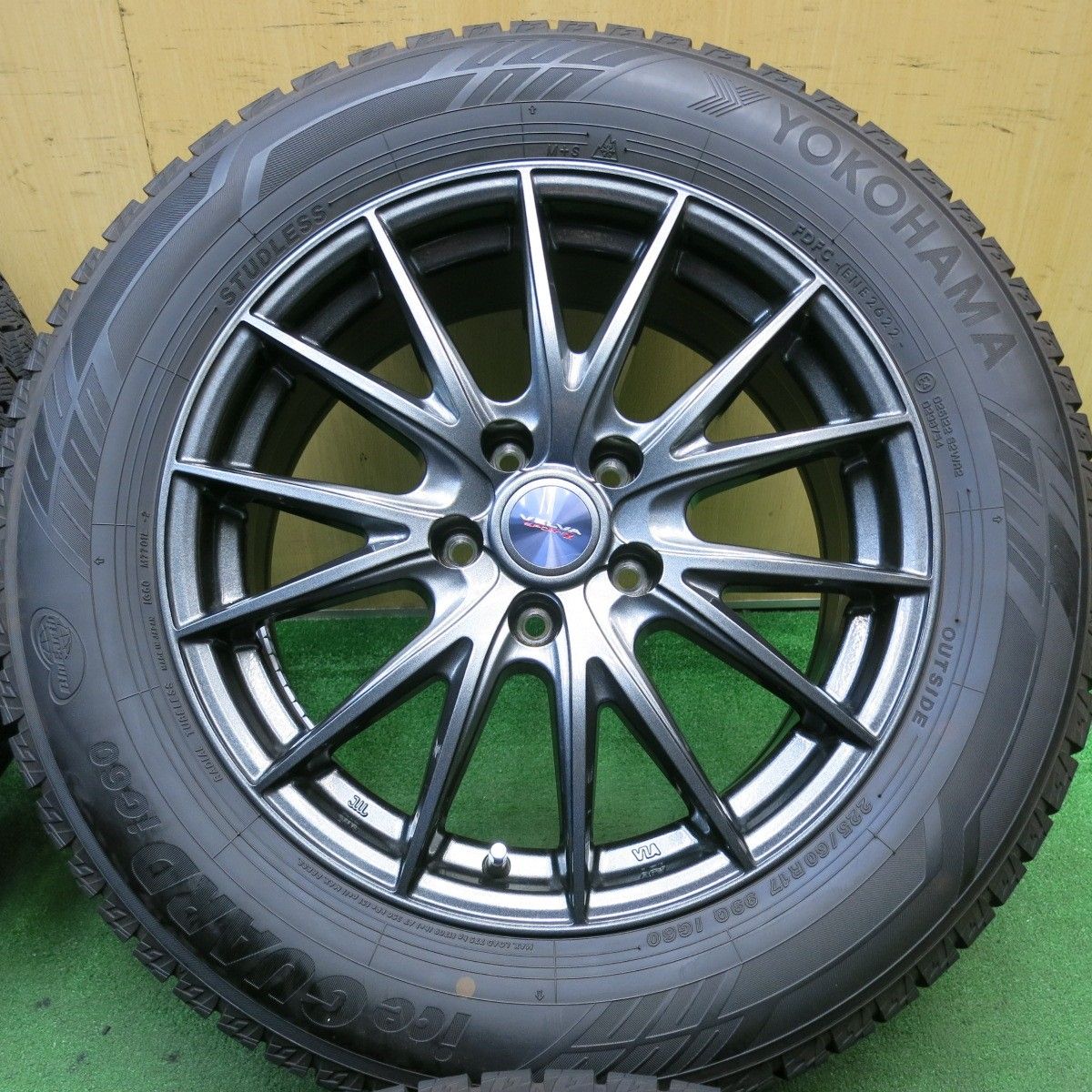 225|60R17