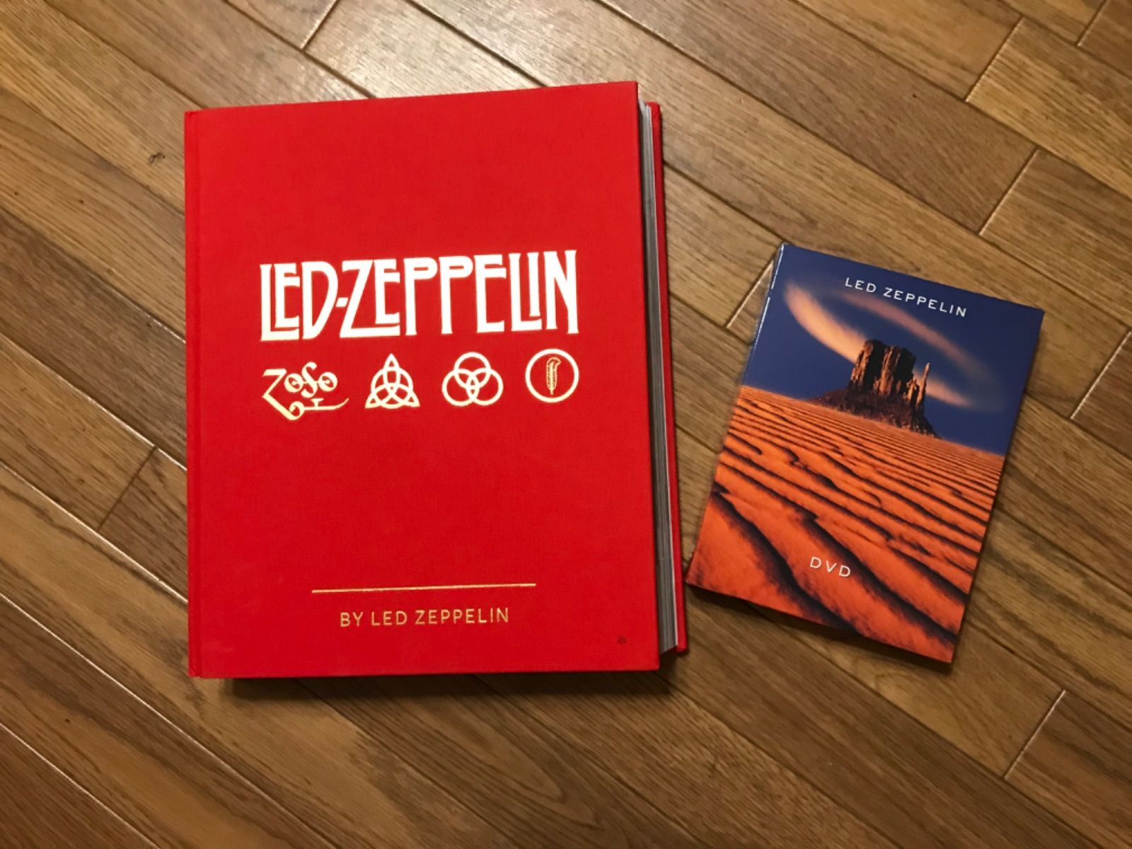 LED ZEPPELIN by LED ZEPPELIN写真集＋DVD２枚付き！ - メルカリ