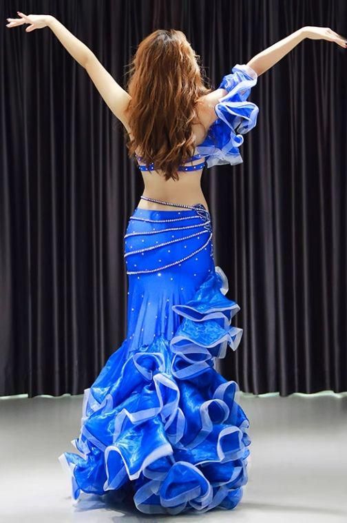 ベリーダンス衣装 トップスブラ スカート インナーパンツ付 オーダーメイド ベリーダンス衣装 トップスブラ スカート インナーパンツ付 オーダー