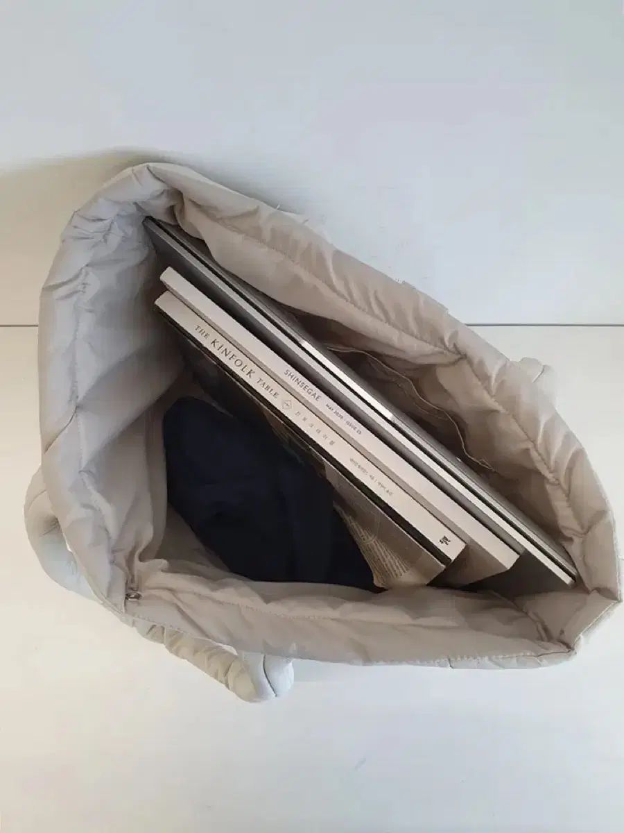  オフィスワーカー 大学生 ブーブーサンベク パッド入りエコバッグ おむつバッグ ベージュ その他 バッグ