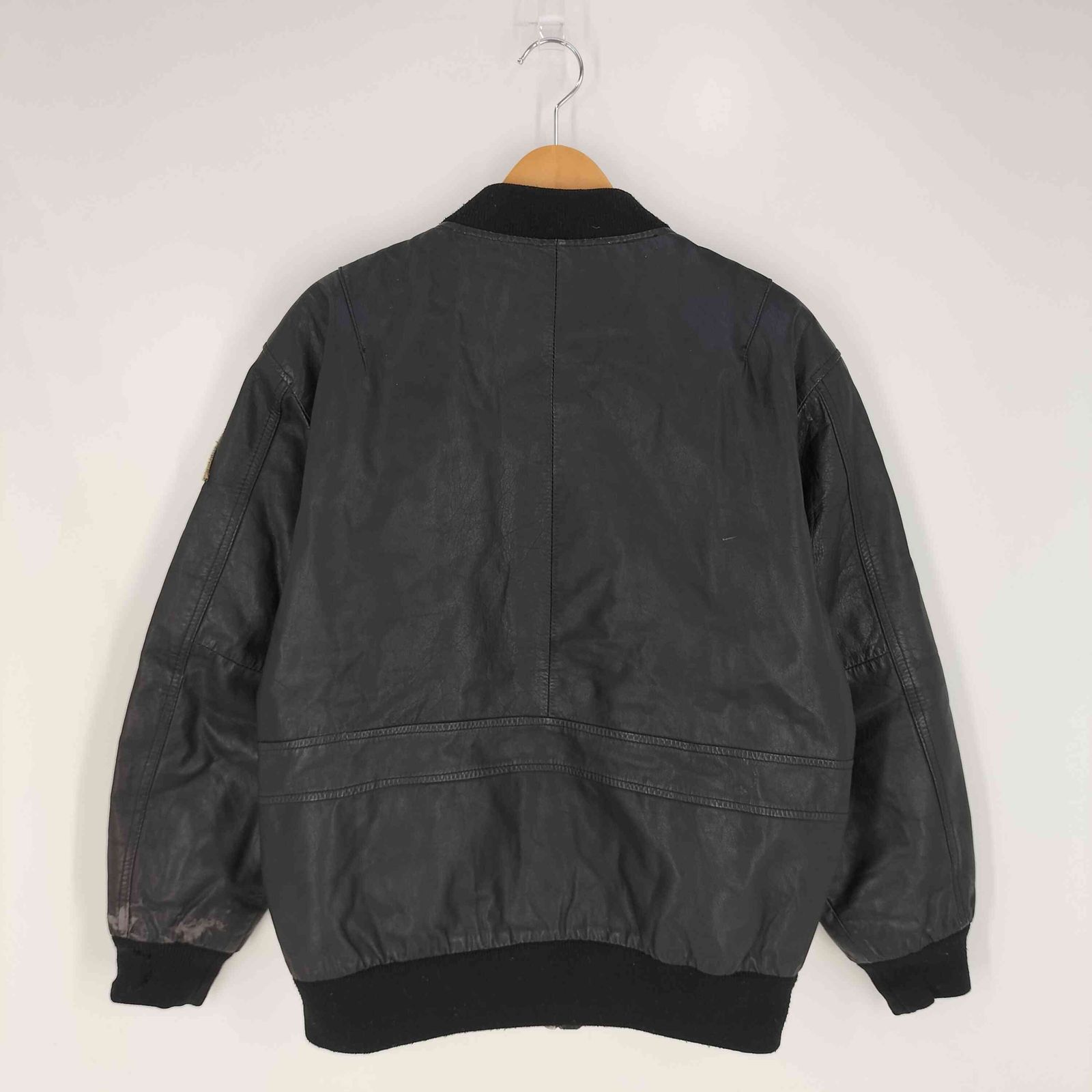 ユーズドフルギ USED古着 裏キルティング ワッペン MA-1 レザー  