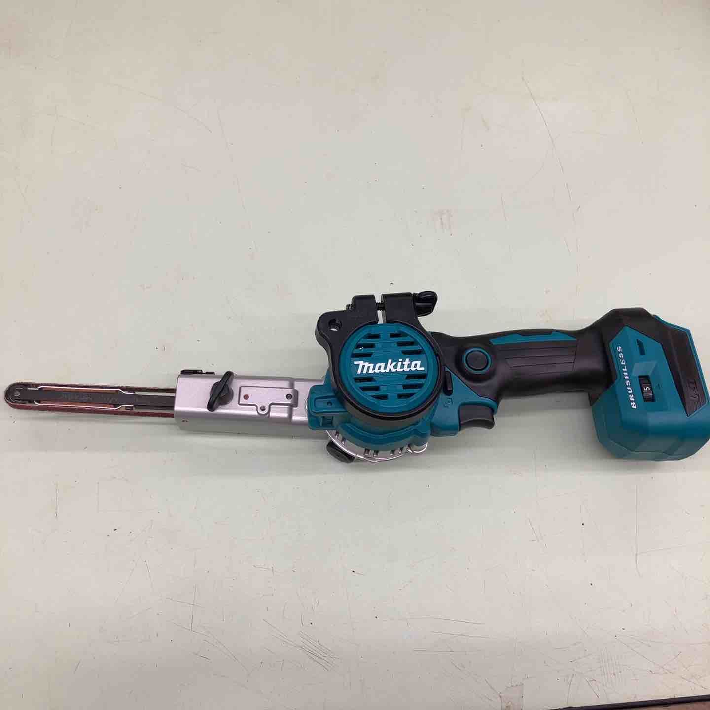 マキタ makita コードレスベルトサンダ BS180DZ 越谷店