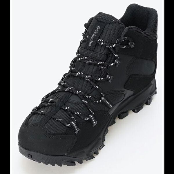 トレッキングシューズ