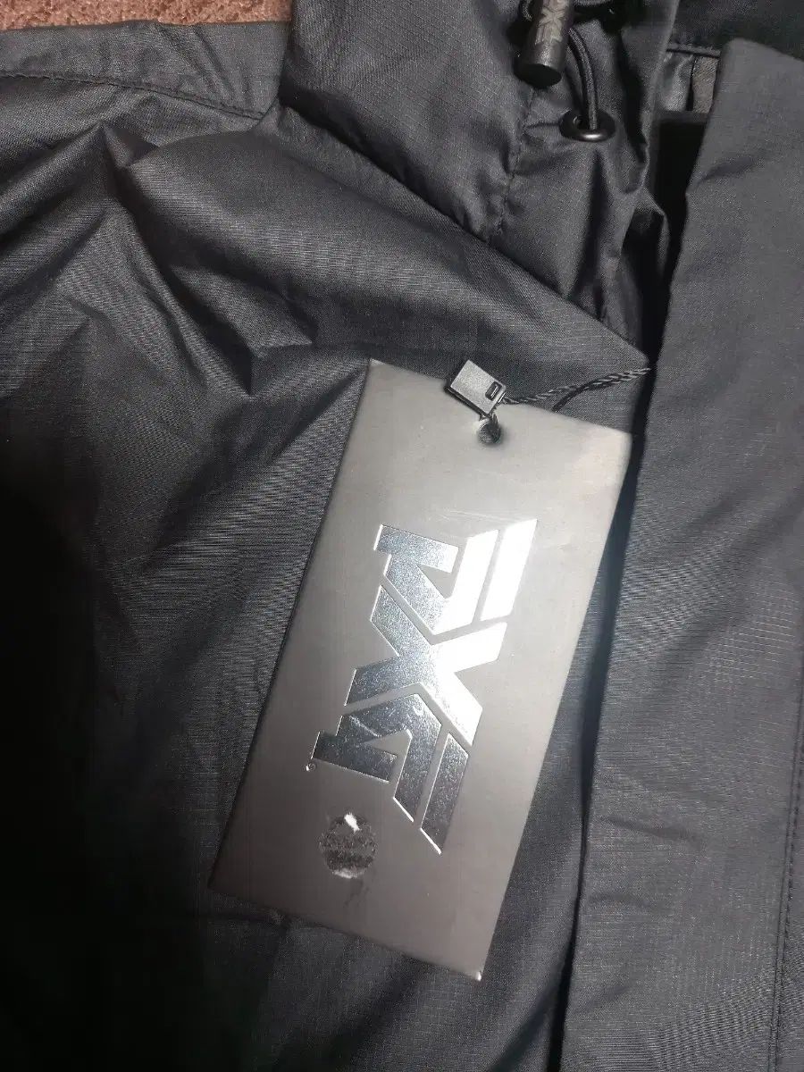 ゴルフ ブラック