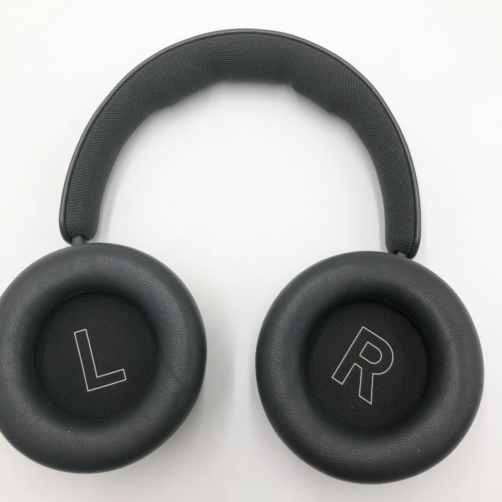 - Olufsen