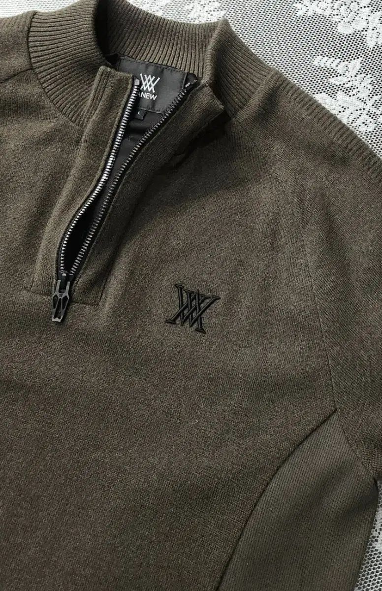 ジップアップニット