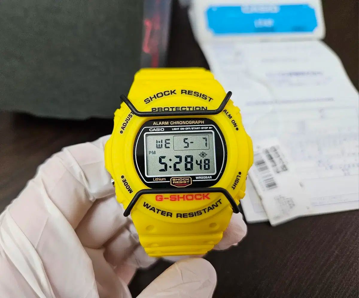 G-SHOCK ジーショック DW ー 5700Y 9JF